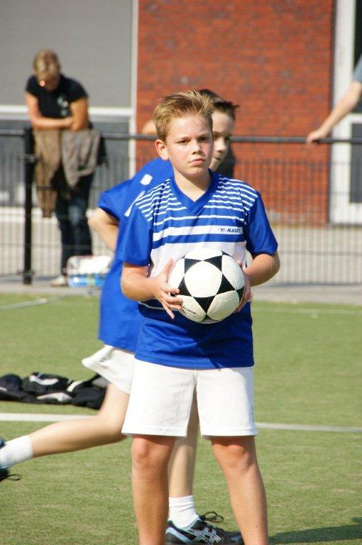 2009-09-26-10.55.37 Korfbal D3-D2_638x960.jpg